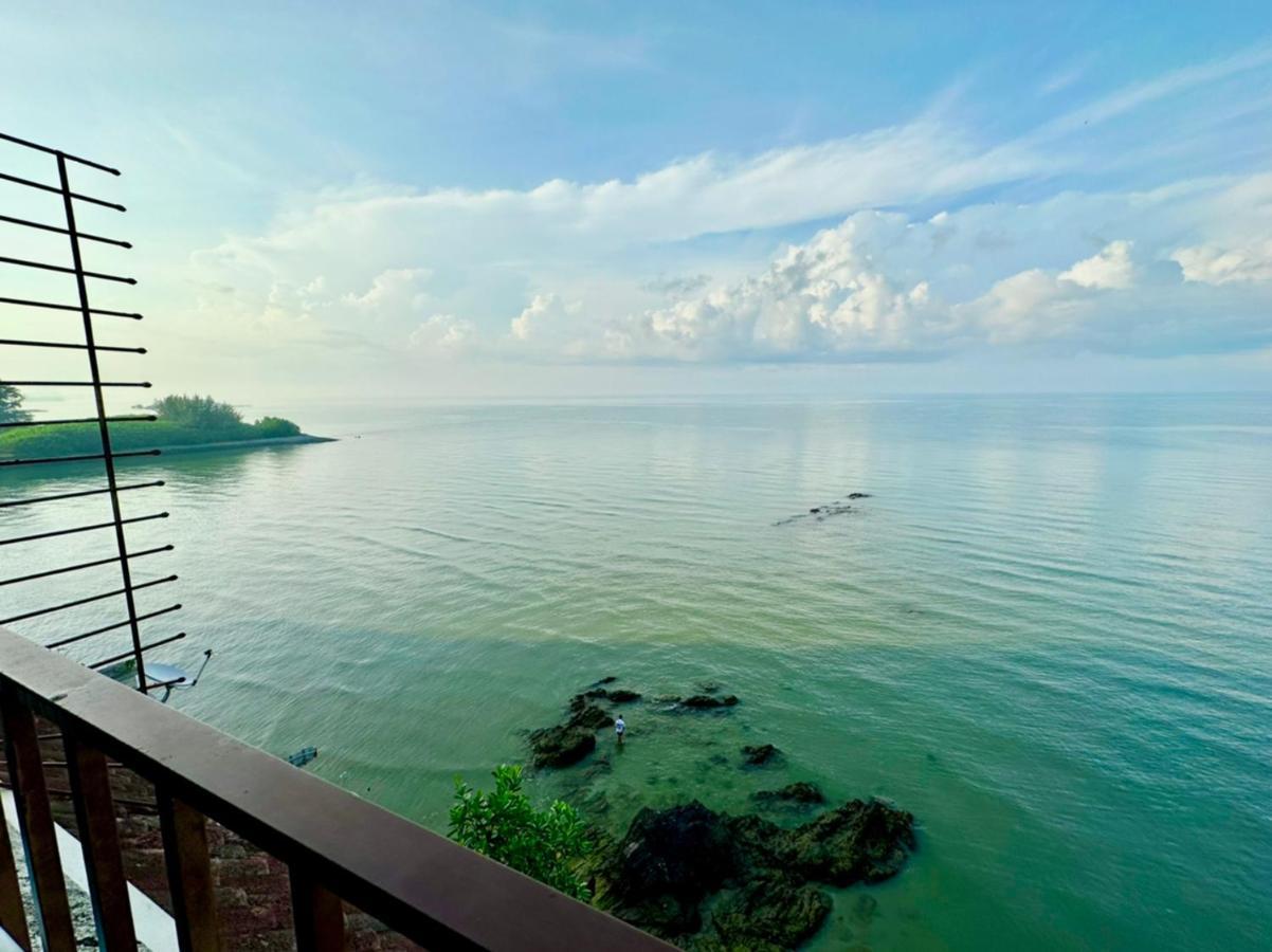Pd Seaview Vip Staycation W Wifi Kampong Bagan Pinang Экстерьер фото